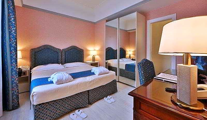 غرفة قياسية ثلاثية، Rivoli Boutique Hotel 3/3