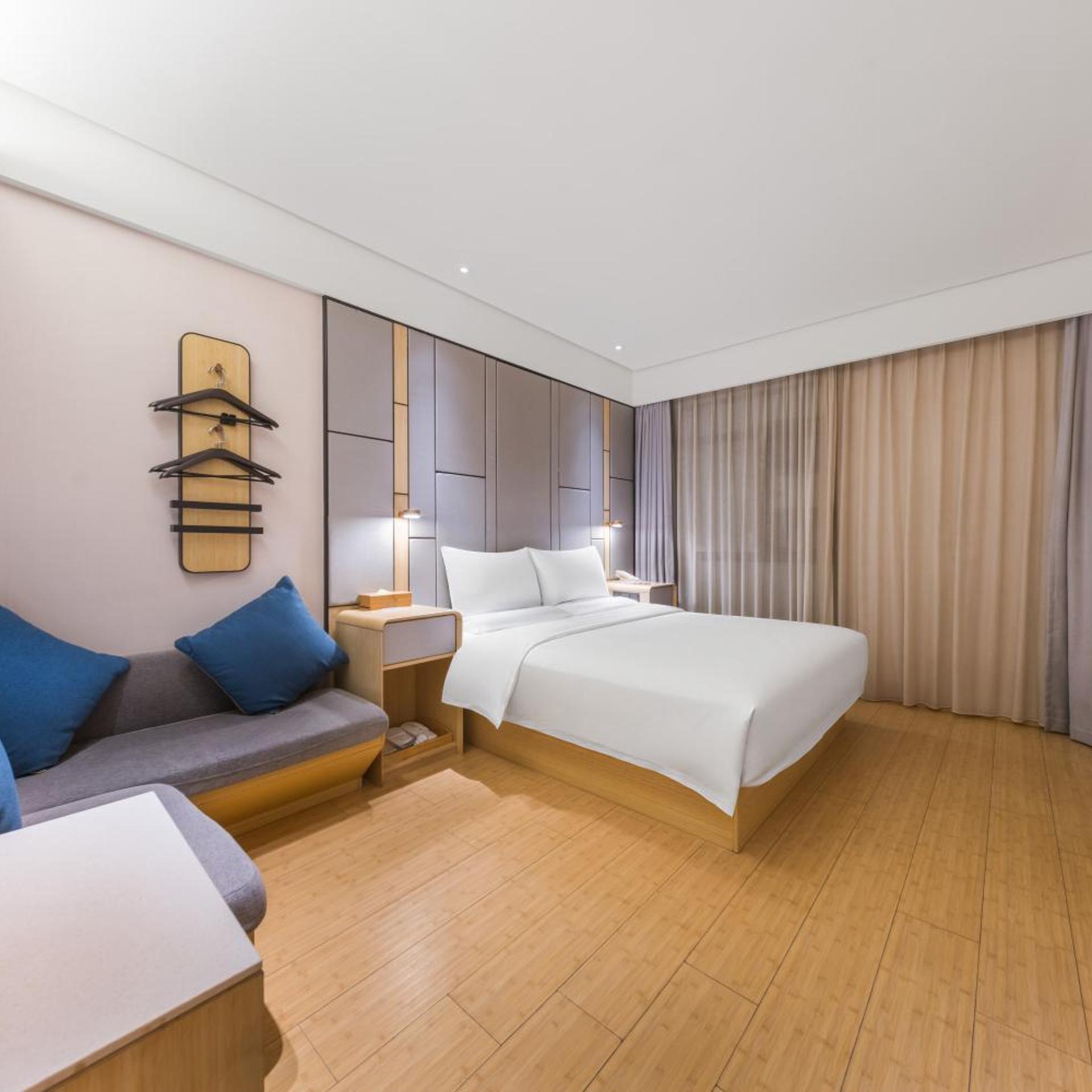 Ji Hotel (Shanghai The Bund Jinling East Road) 28/50