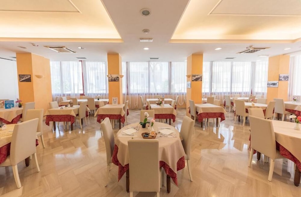 Hotel Nobel 30/41