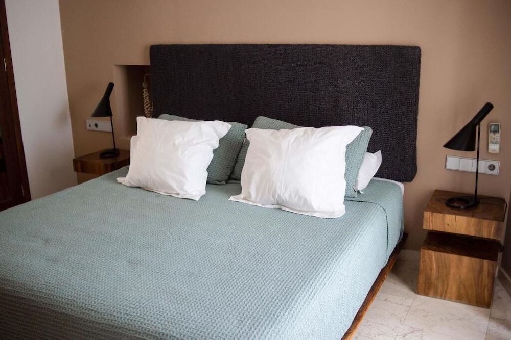 The Giri Residence Hotel & Spa 15/39