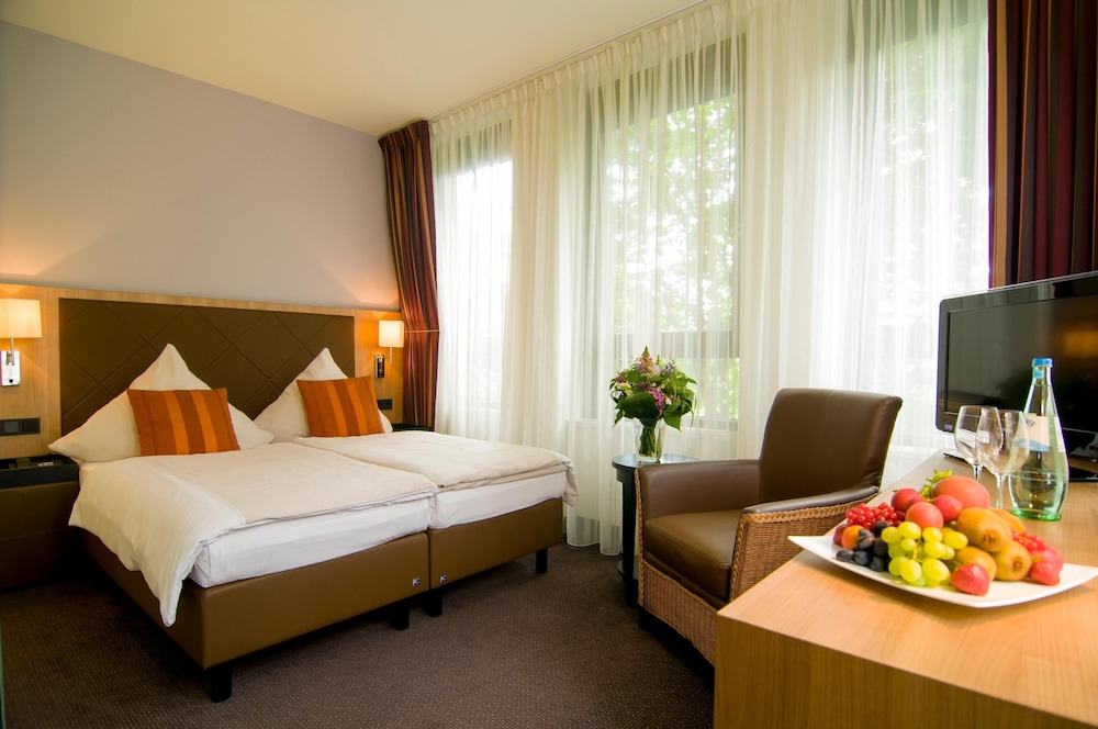 SUPERIOR, DOUBLE BED