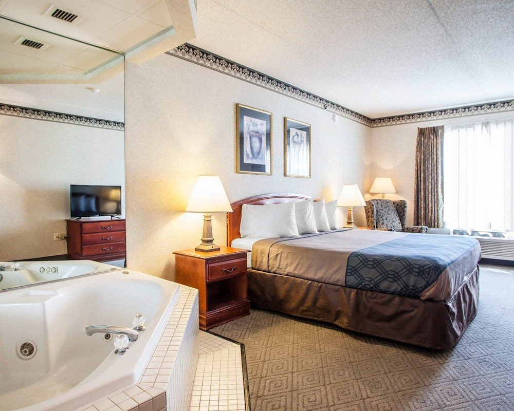 Rodeway Inn Suites 15/30
