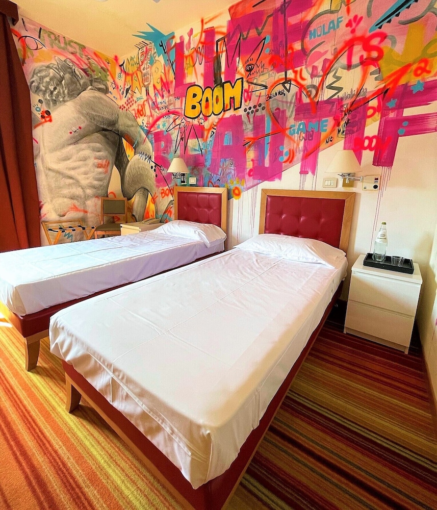 Arca Hotel 22/66