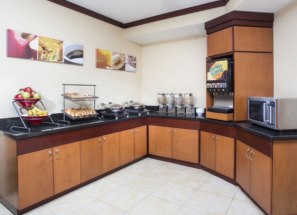 Fairfield Inn Forsyth Decatur 5/19