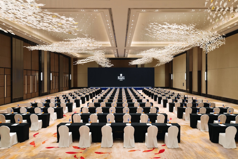 Shangri-La Putian 41/50