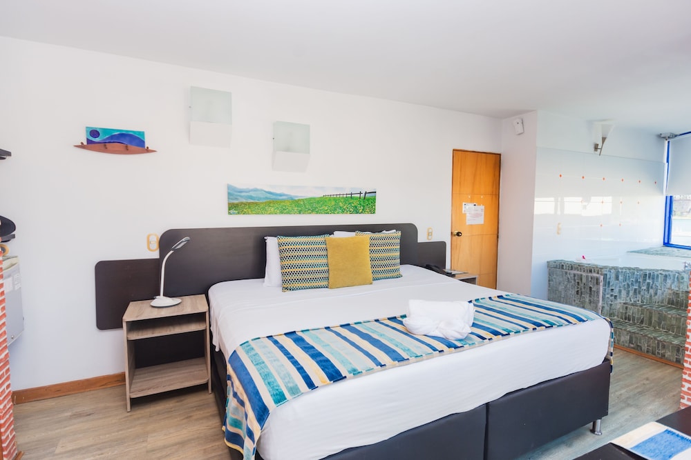 Hotel Guatatur 22/50