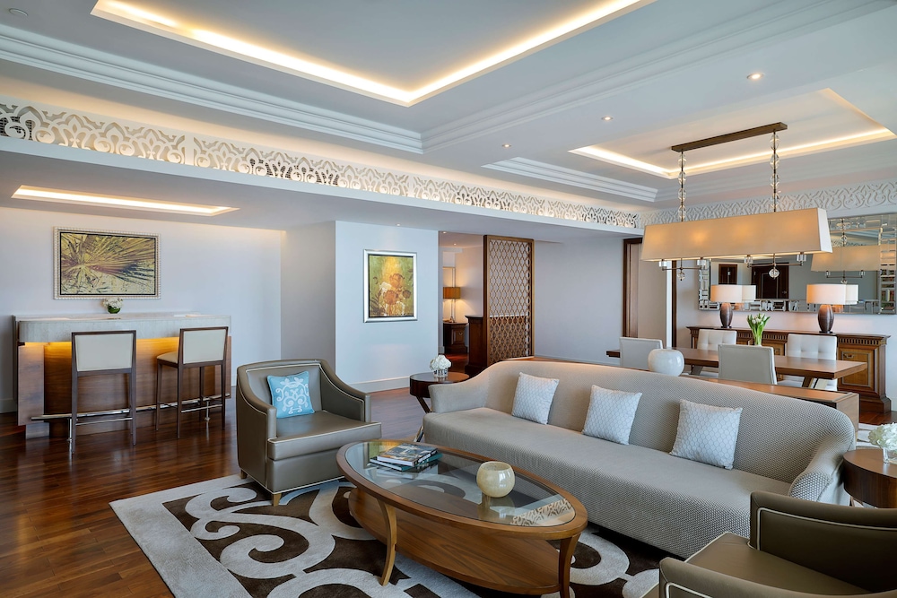 Waldorf Astoria Dubai Palm Jumeirah 43/81