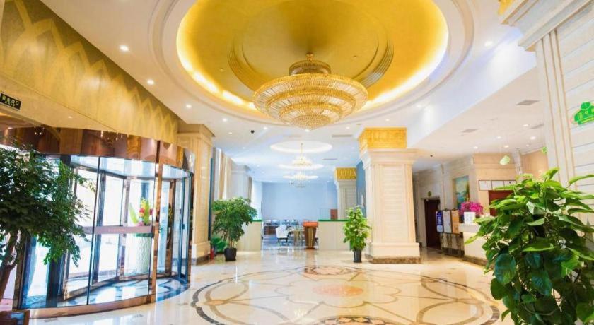 Vienna International Hotel (Shanghai Hongqiao National Exhibition and Convention Center Caobao Road) 22/47