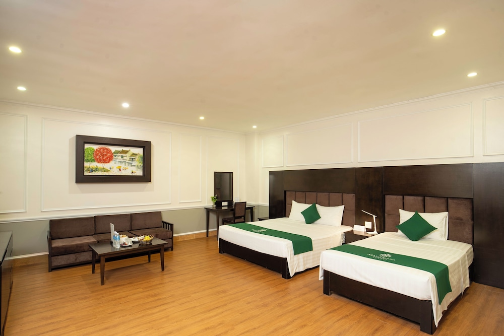 May Plaza Hotel 15/50