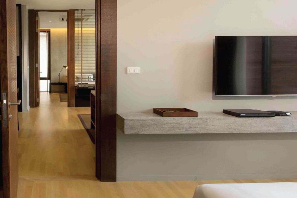 Atta Lakeside Resort Suite 41/81