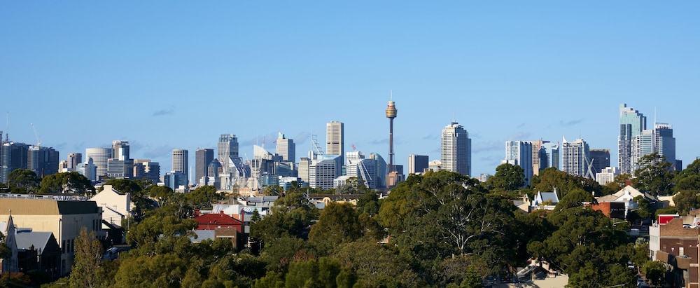 VERIU SUITES CAMPERDOWN 50/54