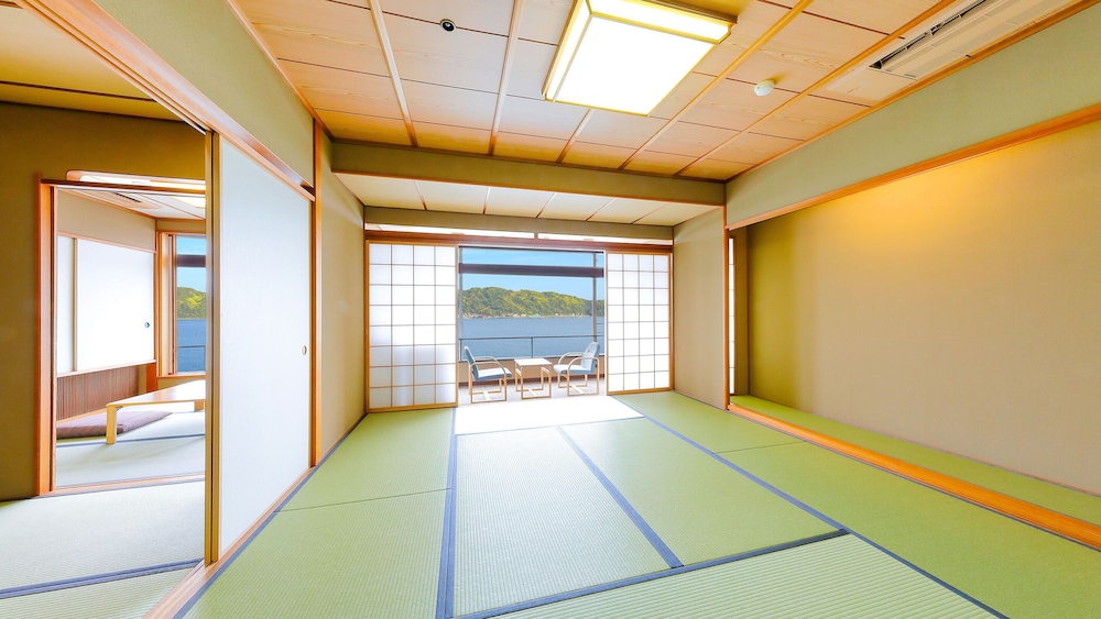 Oedo Onsen Monogatari Nanki Kushimoto 32/48