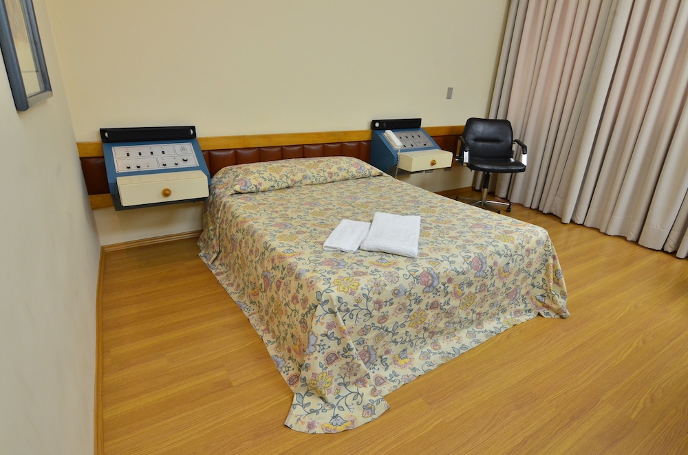Hotel Gran Corona 5/30