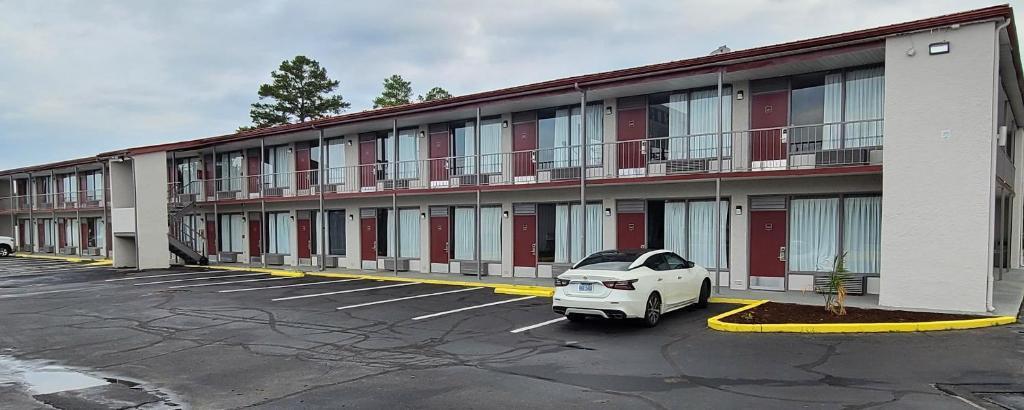 Red Roof Inn Florence, SC 12/17