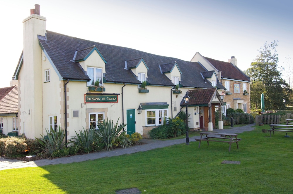 Premier Inn Preston South (Craven Drive) 23/28