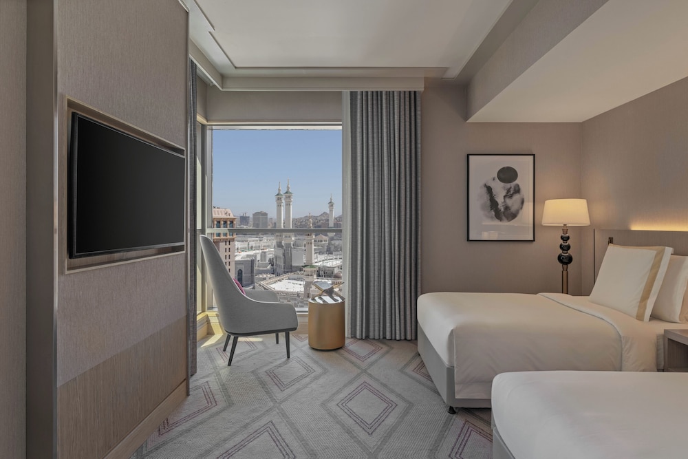 Tower, East, Junior Suite, Haram View
