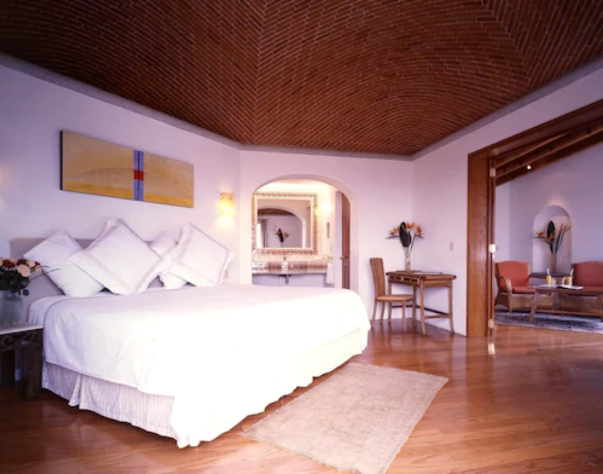 Master, Suite, King Bed, Panoramic Terrace, Hot Tub