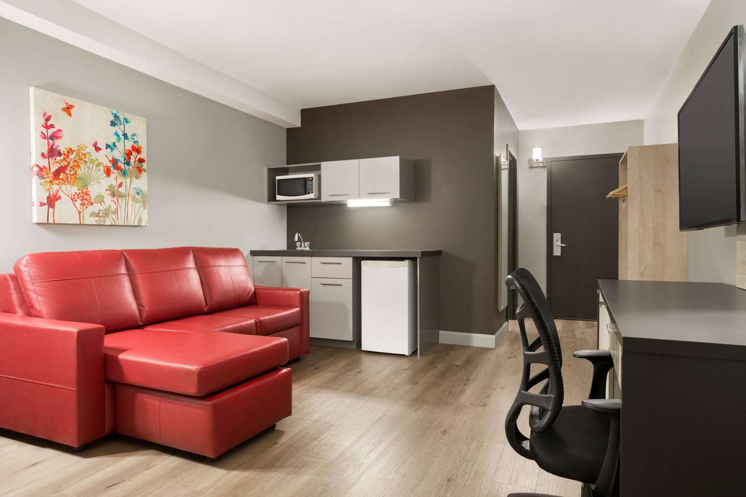Travelodge By Wyndham Alma 36/50