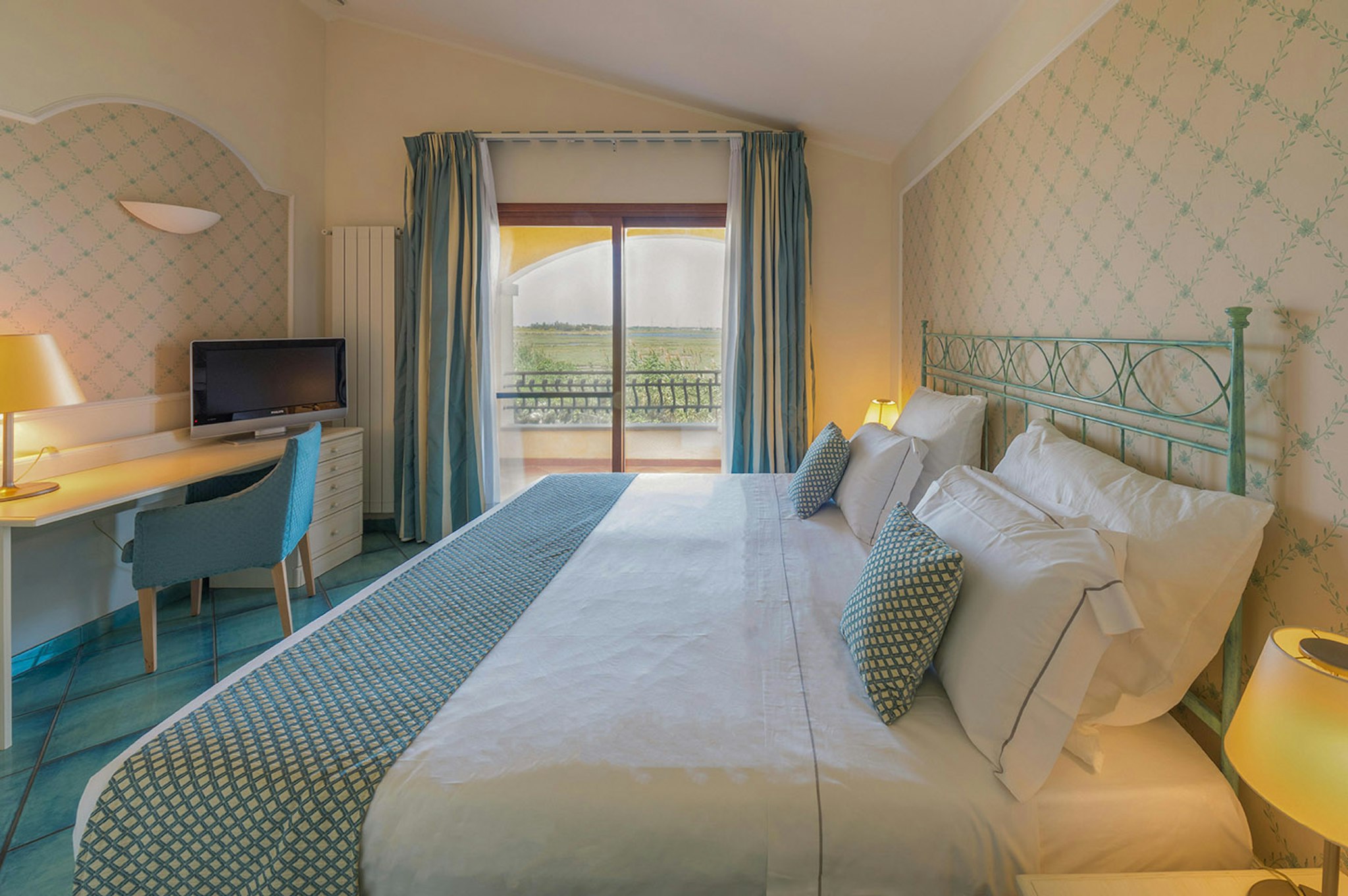 Hotel Santa Gilla 17/66