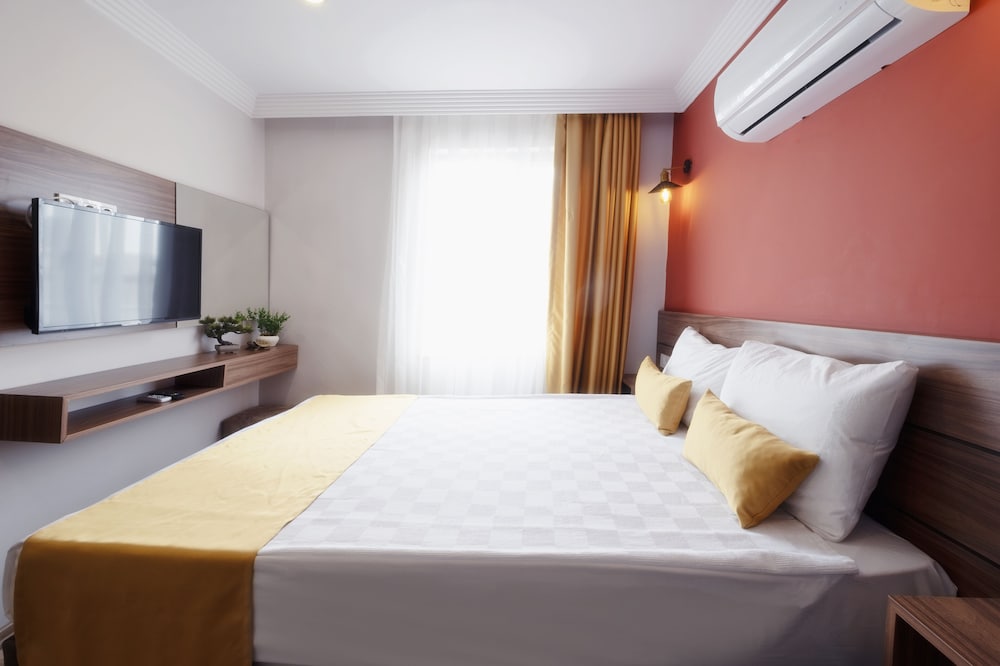 Terra Rossa Suites 10/44
