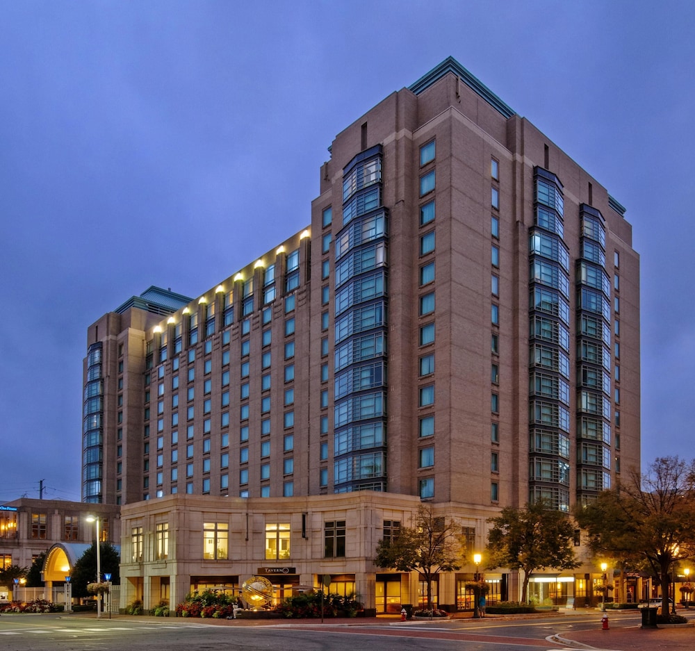 Hyatt Regency Reston 6/83