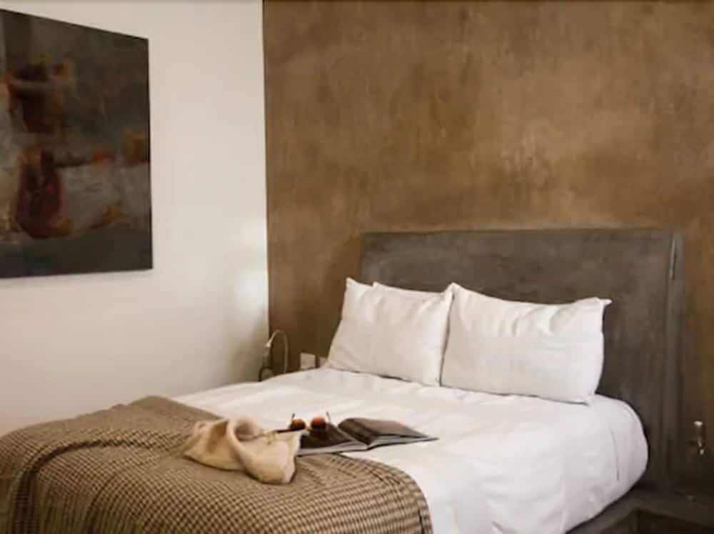 Hotel Casa Tota 11/23