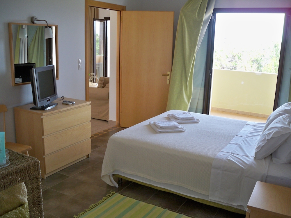 Miraluna Hotel 17/50