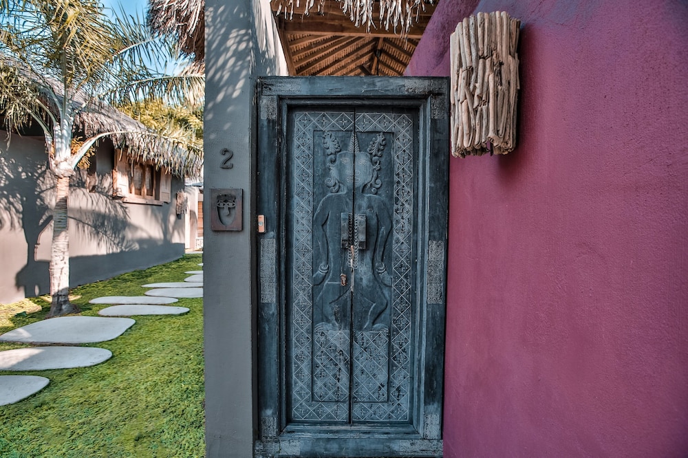 Slow Private Pool Villas 36/40