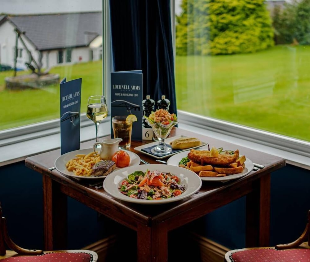 Lochnell Arms Hotel 23/35