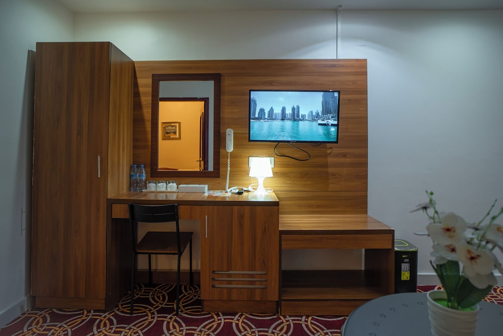Al Sabkha Hotel 13/53