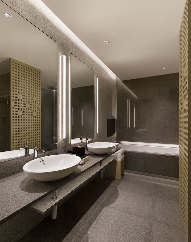 غرفة بسرير كينج، Park Hyatt Busan 2/2