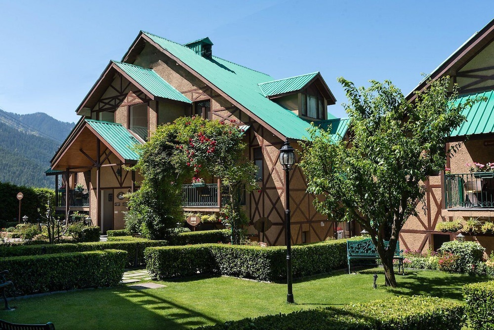 The Anantmaya Resort 26/32