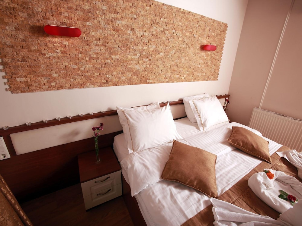 Arife Sultan Hotel 14/59