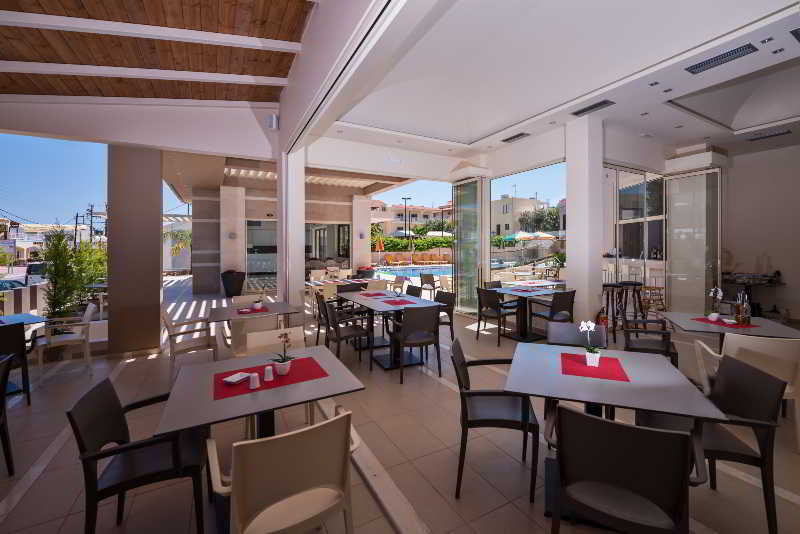 Oscar Suites and Village 32/46