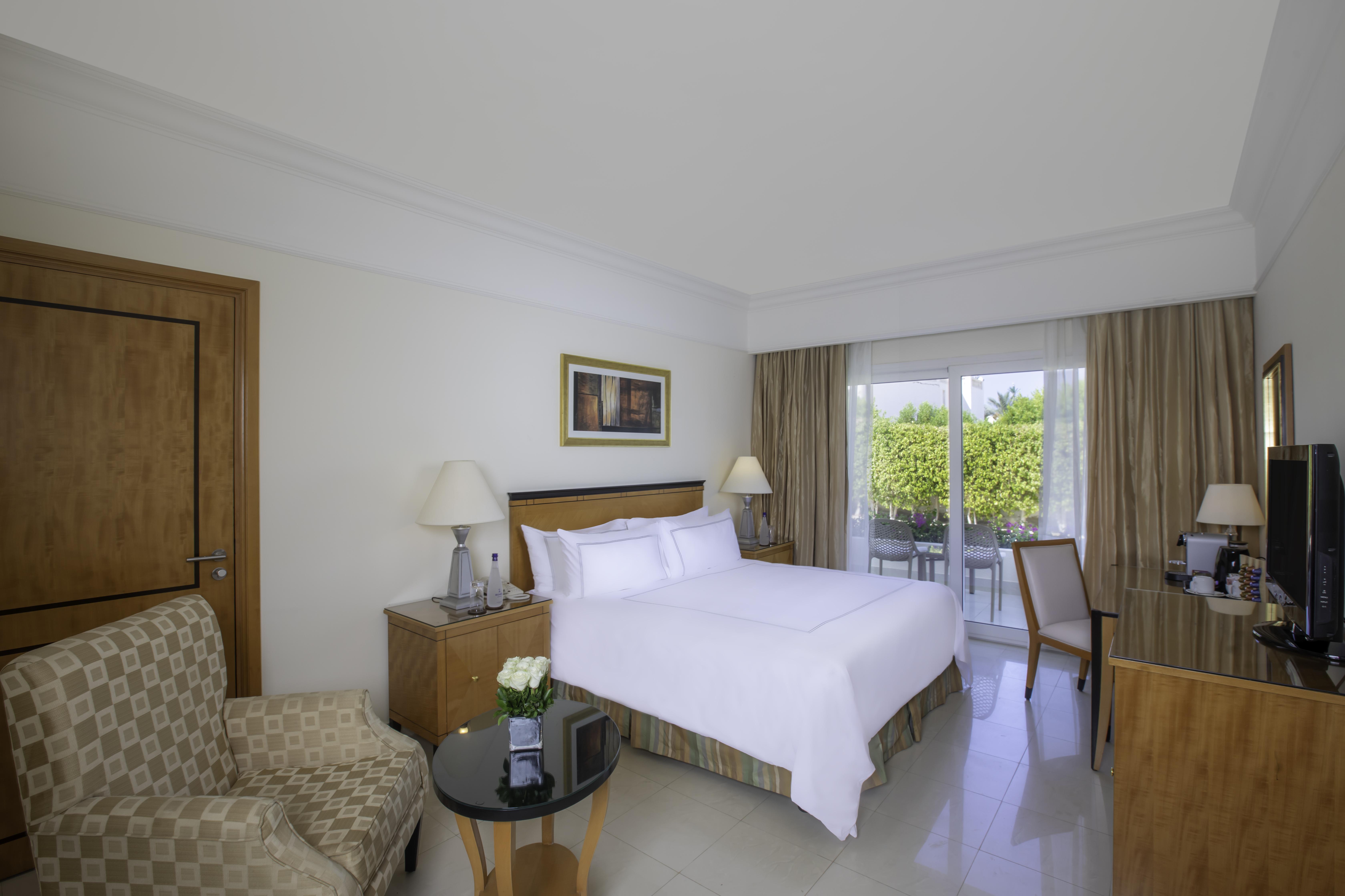Water, Deluxe, Double Bed