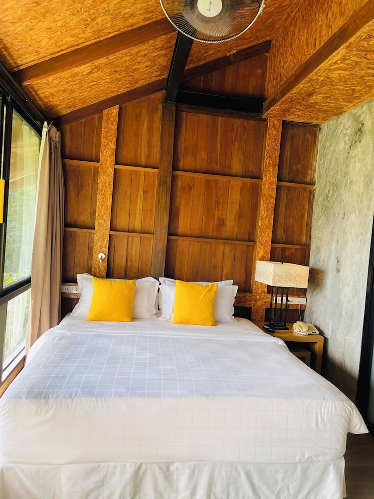 Tinidee Hideaway Tonsai Beach Krabi 10/50