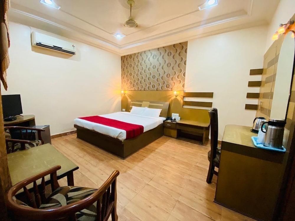 HOTEL PRAYAG INN 13/45