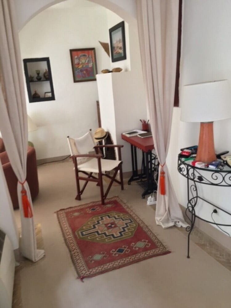 Riad Sasha 28/38
