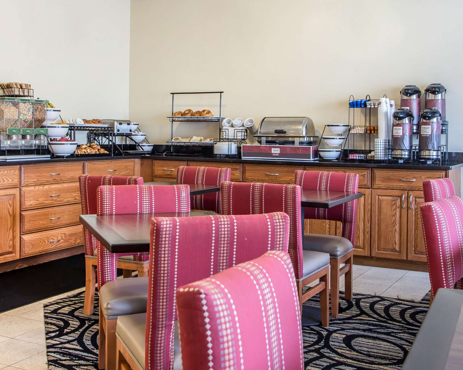 Quality Inn Dayton North - Vandalia 19/20