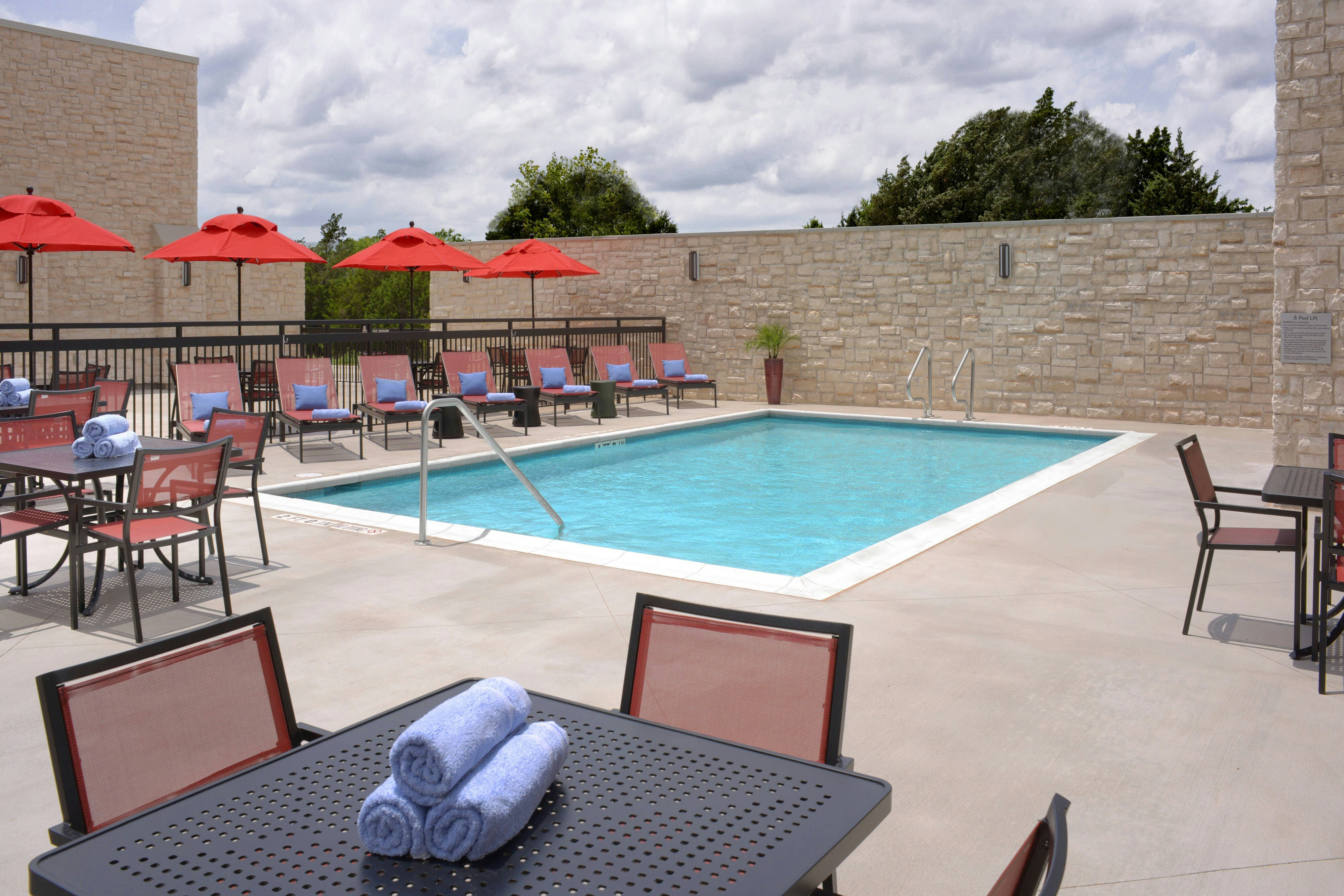 Courtyard Austin Pflugerville And Pflugerville Conference Center 25/25