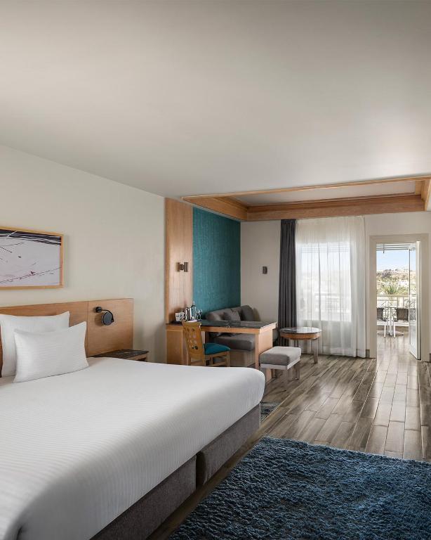 Family Suite, Bunk Beds, Garden Side, Palm Wing