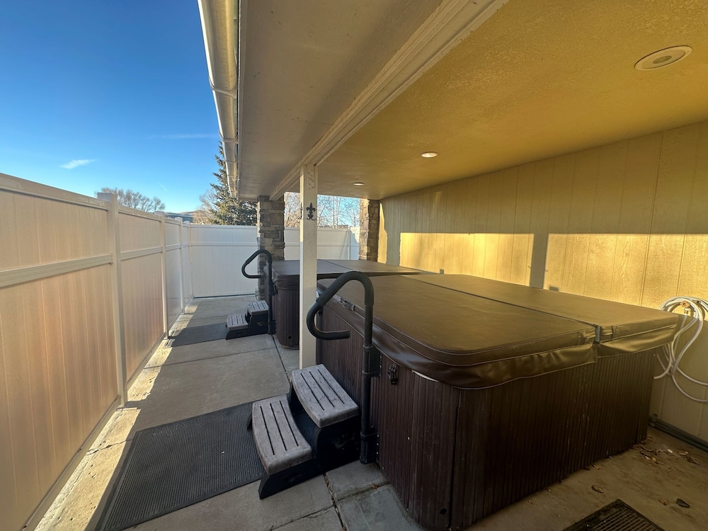 Days Inn & Suites by Wyndham Gunnison 21/46