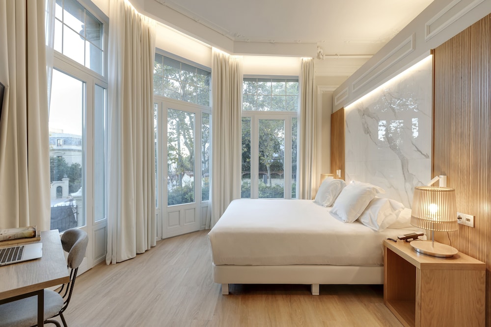 Hotel Mirlo Barcelona 9/40