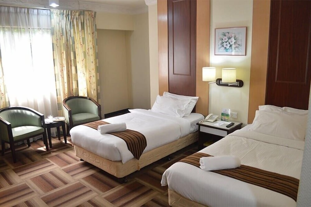Palace Hotel 22/45