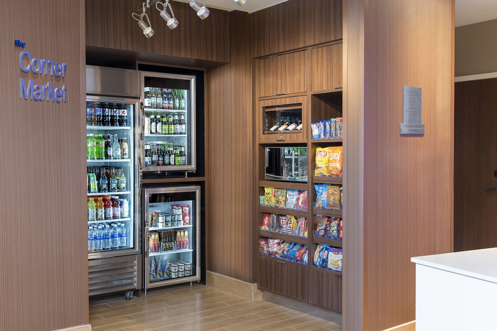 Fairfield Inn & Suites by Marriott Indianapolis Fishers 27/44