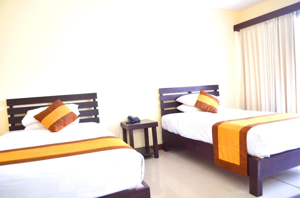 Nirmala Hotel And Convention Centre 23/66