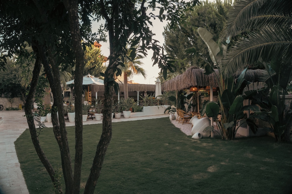 Agustos Hotel Alacati 45/50