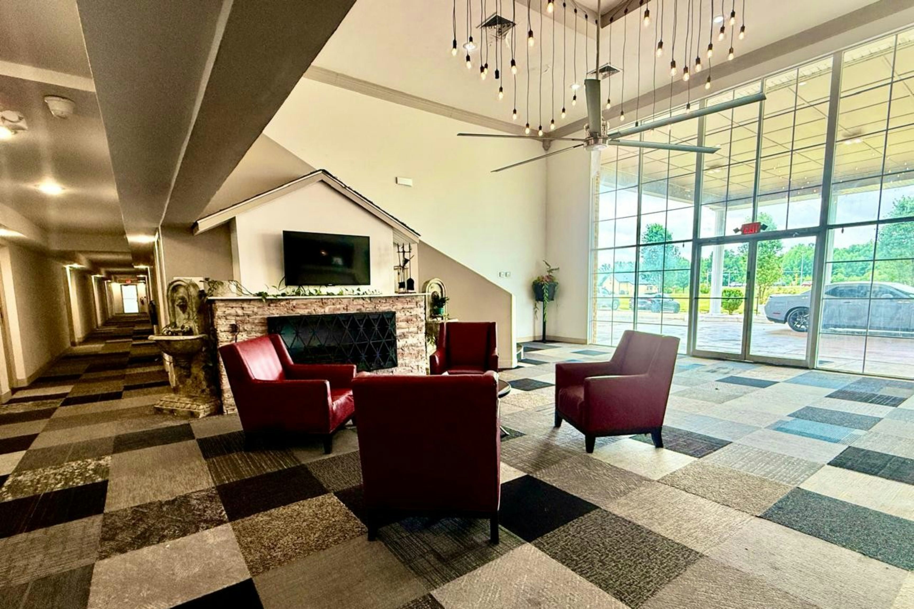 University Inn of Carbondale by Hotel O 33/49