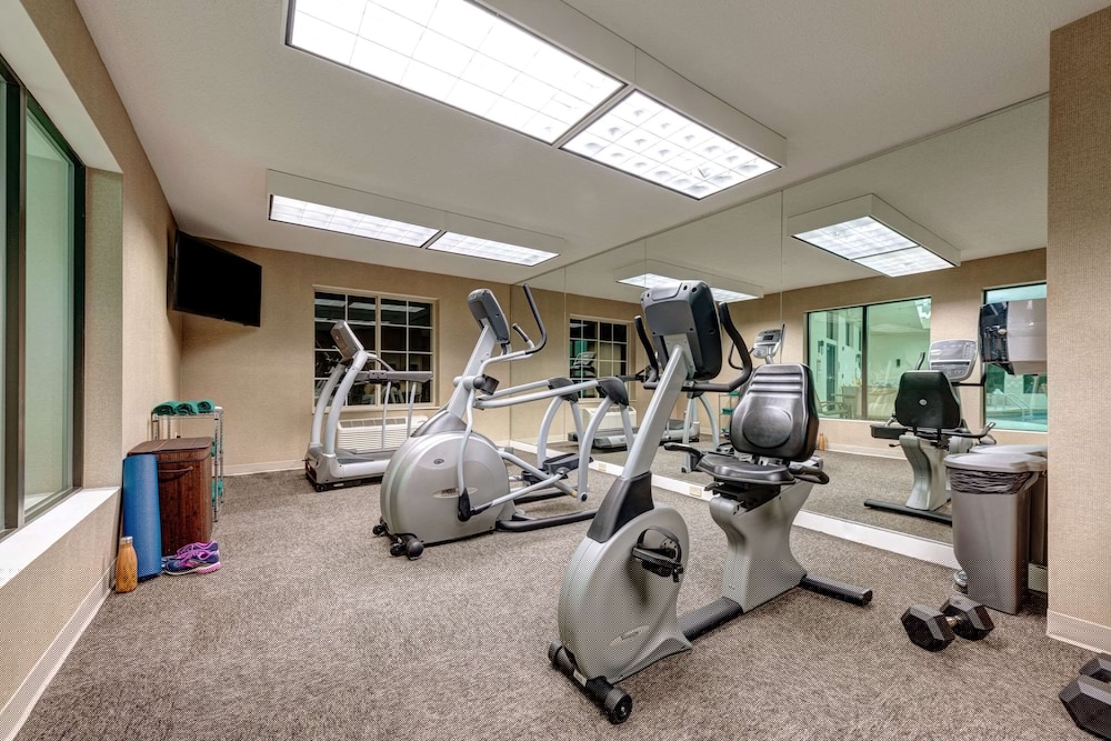 The Garrison Hotel & Suites Dover-Durham, Ascend Hotel Collection 18/45