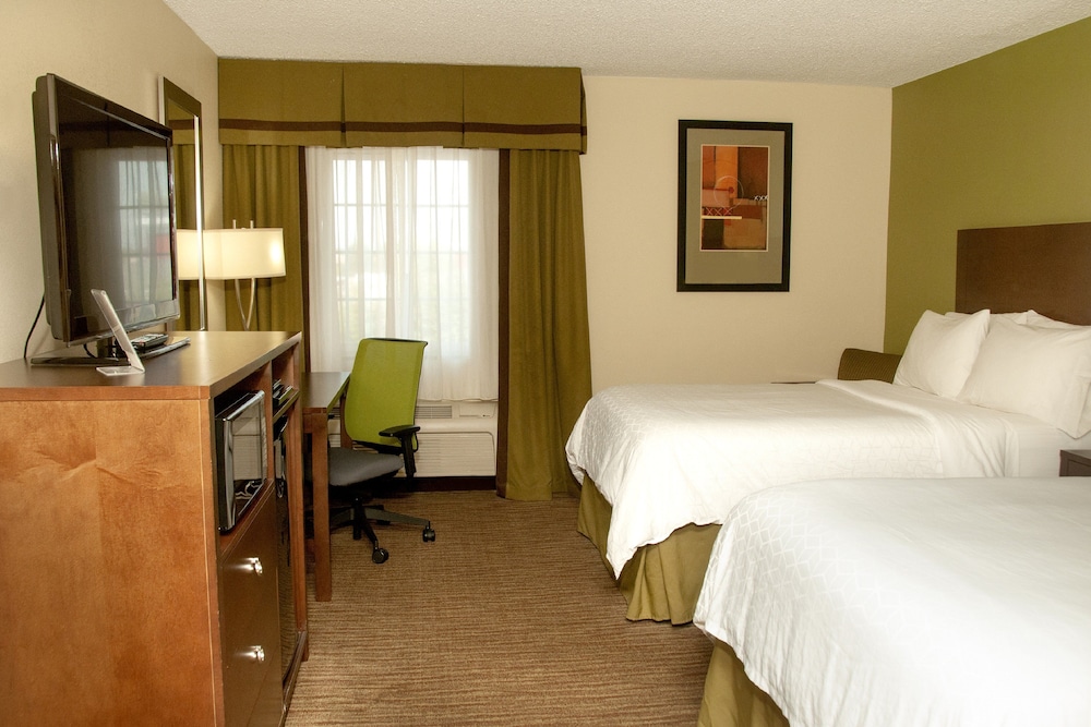 HOLIDAY INN EXPRESS BOWLING GREEN 23/72